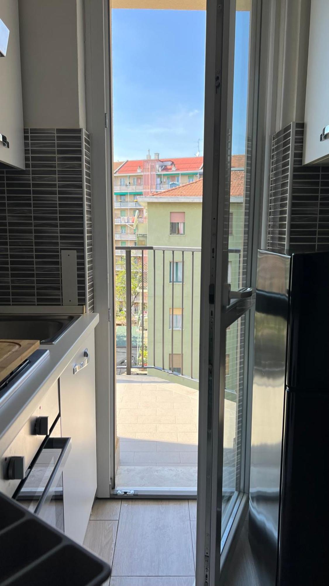 Appartamento Rafael Milano - 10 Min From Linate Airport, Centrale Fs, Ospedale San Raffaele Esterno foto