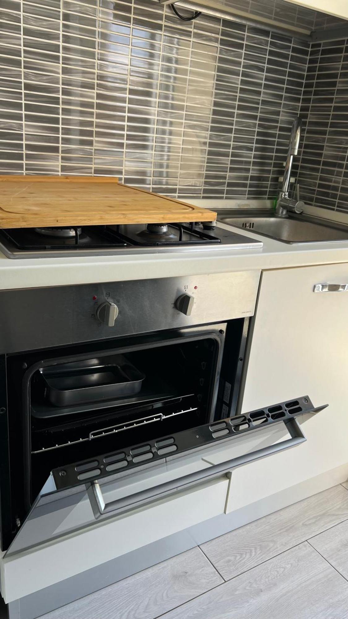 Appartamento Rafael Milano - 10 Min From Linate Airport, Centrale Fs, Ospedale San Raffaele Esterno foto