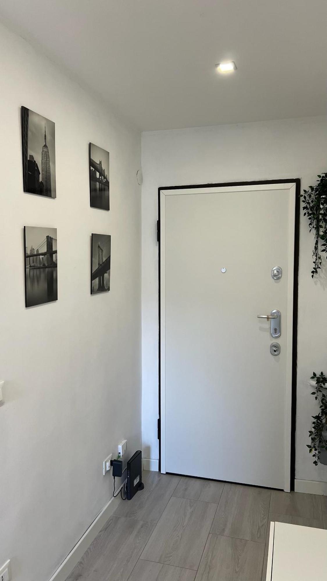Appartamento Rafael Milano - 10 Min From Linate Airport, Centrale Fs, Ospedale San Raffaele Esterno foto